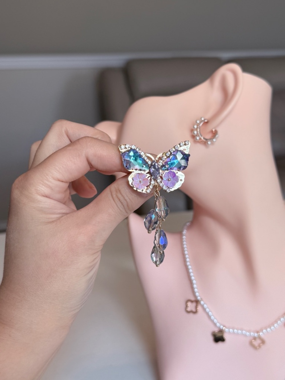 Elegant Blue-Purple Butterfly Dangle Brooch